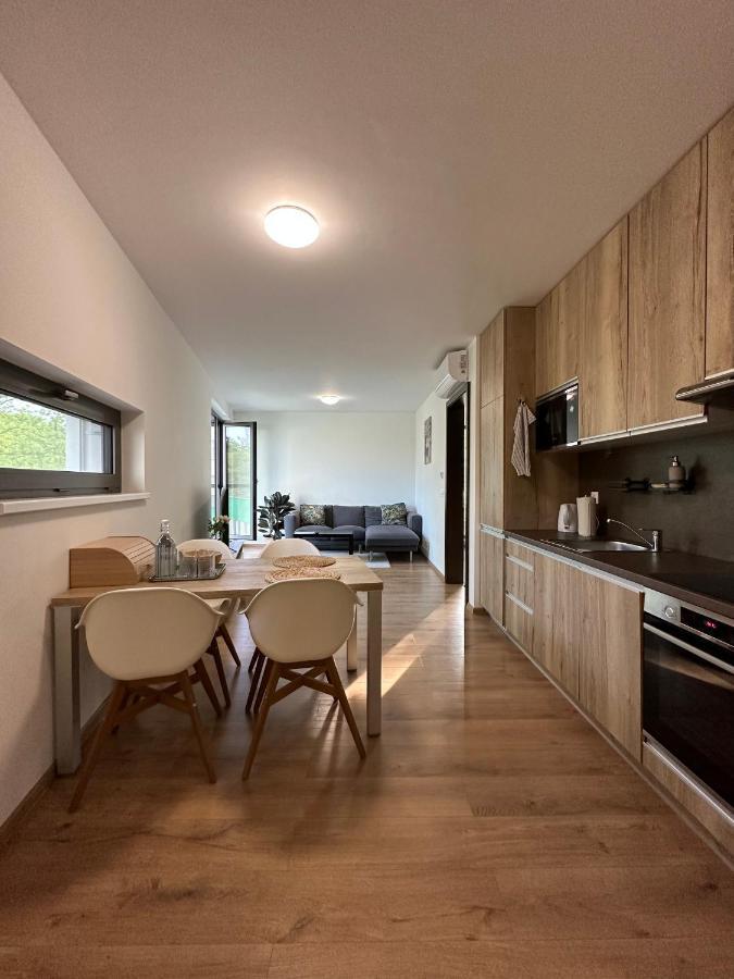 Appartamento Ota-Group Luxury Selection Bratislava Esterno foto